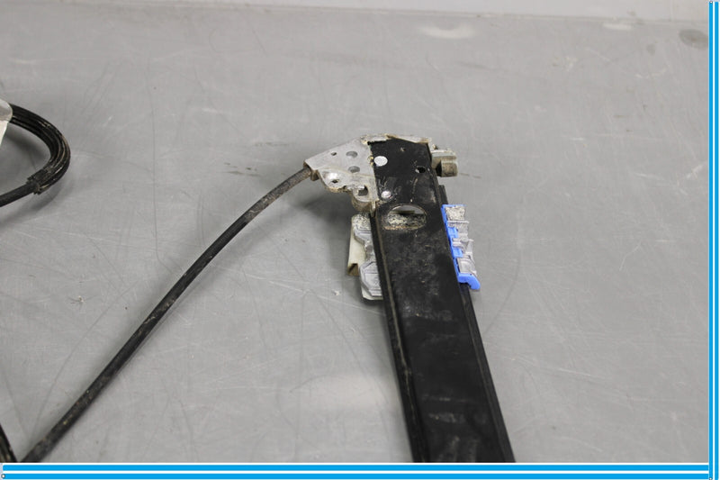 Load image into Gallery viewer, 00-06 Mercedes S500 Front Left Driver Side Door Window Regulator W/O Motor Oem
