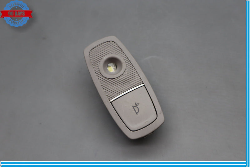 Load image into Gallery viewer, 15-20 Hyundai Genesis G80 Right Passenger Side Reading Dome Light Lamp Oem
