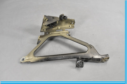 09-15 BMW 750i 750Li Front Right Passenger Side Fender Support Mount Bracket Oem
