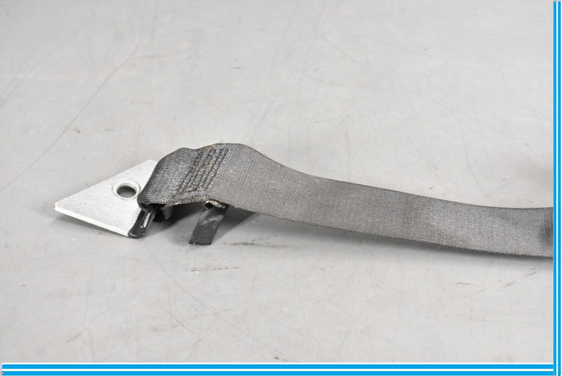 Load image into Gallery viewer, 09-12 Jaguar XF Rear Center Middle Seat Belt Retractor 8X23F611B69BC Oem
