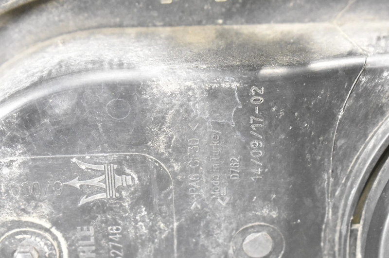 Load image into Gallery viewer, 14-18 Maserati Ghibli Engine Air Intake Cleaner Housing Box 0280218281 Oem
