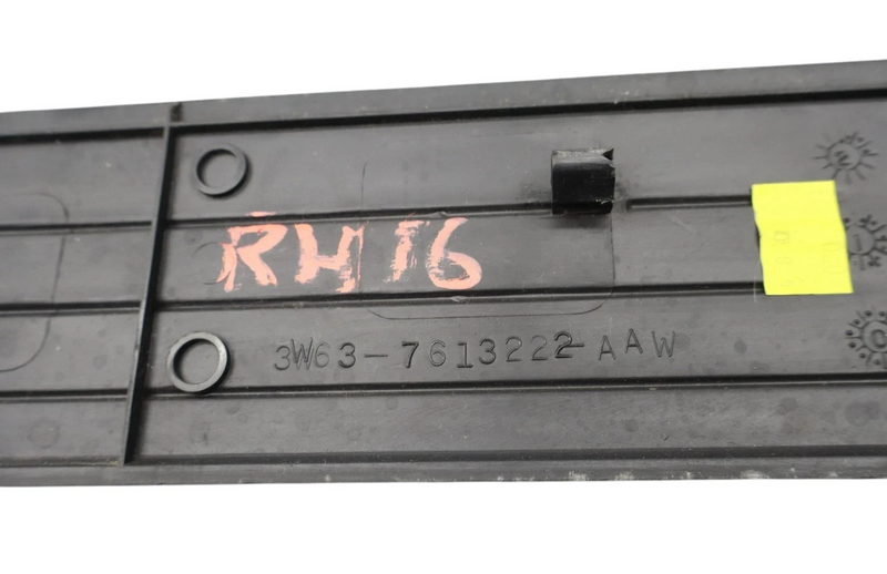 Load image into Gallery viewer, 02-05 Ford Thunderbird Right Side Lower Door Well Seal Scuff Step Plate Trim Oem
