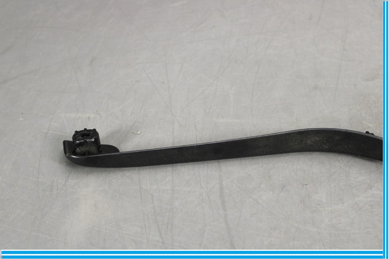 Load image into Gallery viewer, 06-09 Mercedes CLS550 E350 W211 Front Right Passenger Side Seat Lower Trim Oem
