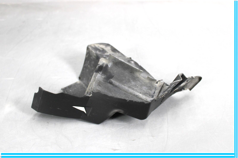 Load image into Gallery viewer, 11-17 Infiniti QX56 QX80 Radiator Seal Bracket Oem
