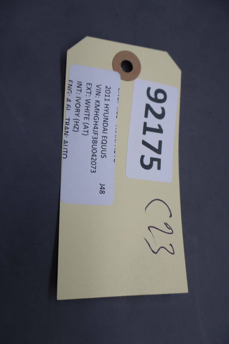 Load image into Gallery viewer, 11-13 Hyundai Equus Front Right Passenger Side Seat Belt Pre-Tensioner Oem
