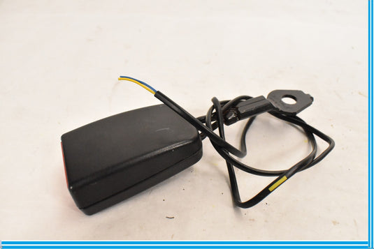 08-15 MERCEDES C230 C250 C300 C350 C63 W204 LEFT DRIVER SEATBELT RECEIVER BLACK