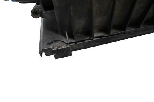 11-18 Porsche Cayenne 958 E-Hybrid Engine Motor Air Intake Filter Box w/Hose Oem