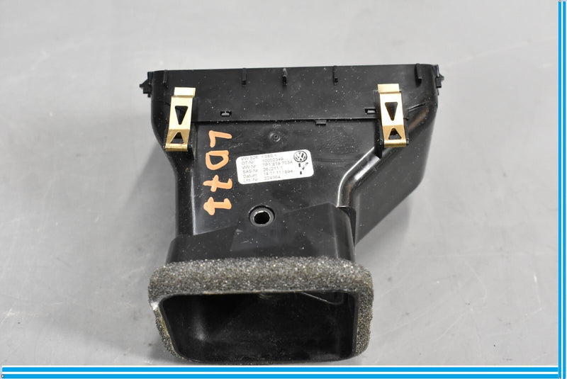 Load image into Gallery viewer, 11-14 Volkswagen VW Touareg Front Left Driver Dashboard Air Vent Oem
