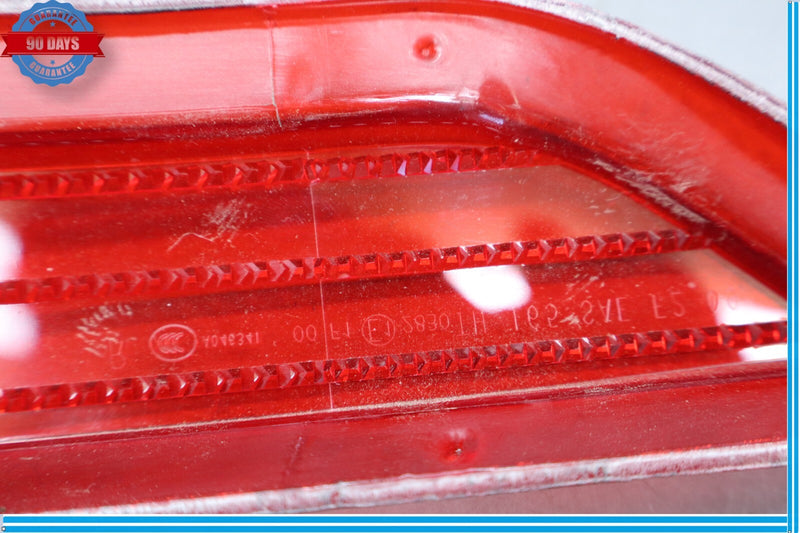 Load image into Gallery viewer, 11-14 Volkswagen VW Touareg Rear Right Side Reflector Light Cover Red Oem
