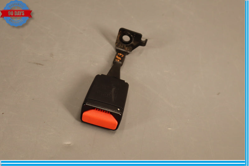 Load image into Gallery viewer, 14-20 Maserati Ghibli S Front Left/Right Side Seatbelt Seat Belt Buckle  Oem

