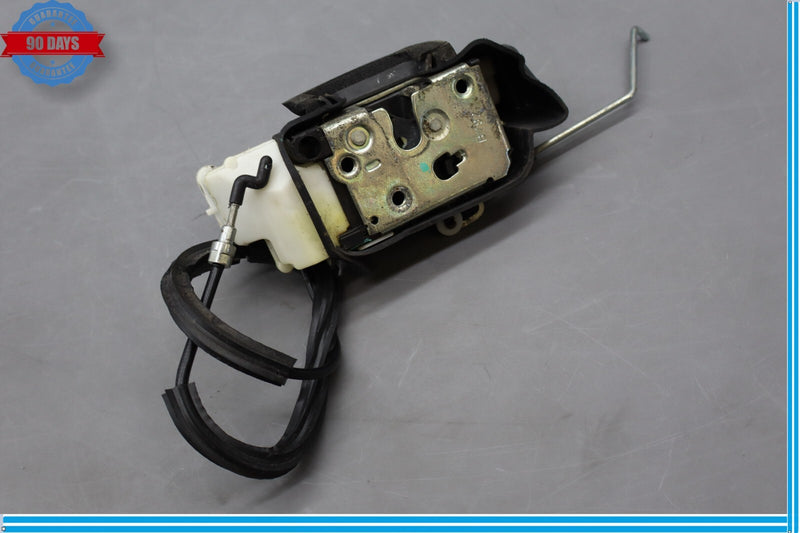 Load image into Gallery viewer, 03-13 Maserati Quattroporte M139 Front Right Side Door Lock Latch Actuator Oem
