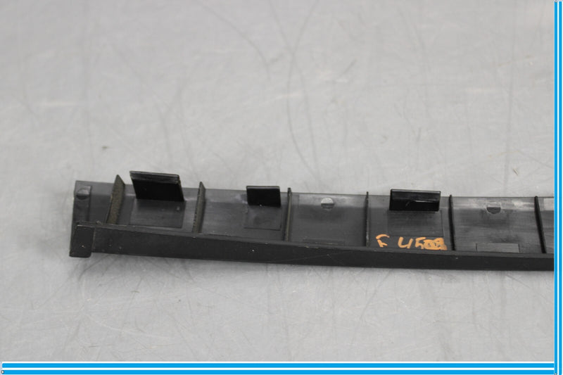 Load image into Gallery viewer, 09-15 BMW 750i 750Li F01 F02 Rear Right Passenger Outer Door Molding Trim Oen
