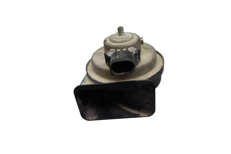 Load image into Gallery viewer, 07-13 BMW X5 E70 Front Left Driver Side Low Tone Pitch Horn 7170944 Oem
