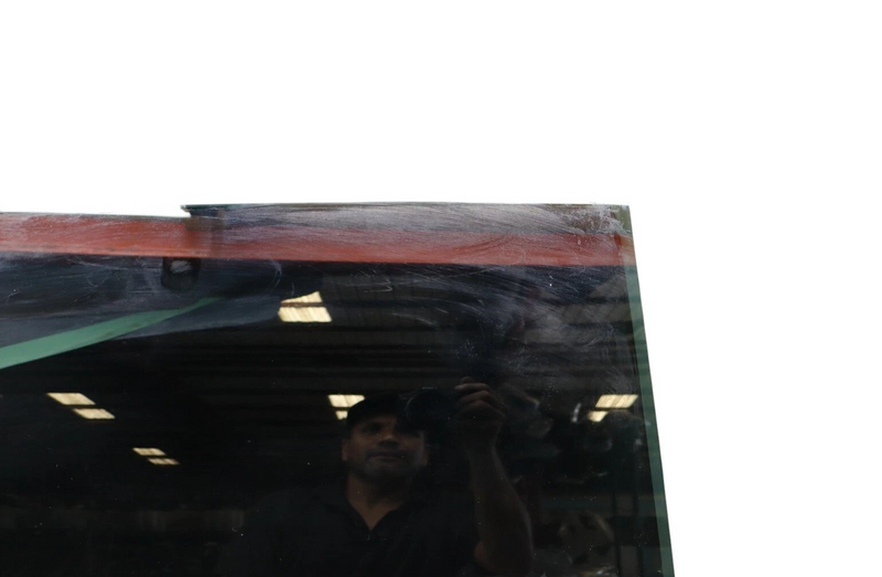 Load image into Gallery viewer, 11-17 Volkswagen Touareg Rear Right Passenger Side Door Window Auto Glass Oem
