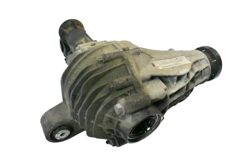 Load image into Gallery viewer, 06-13 Mercedes X164 GL450 ML500 Front Differential Axle Carrier Diff AWD OEM
