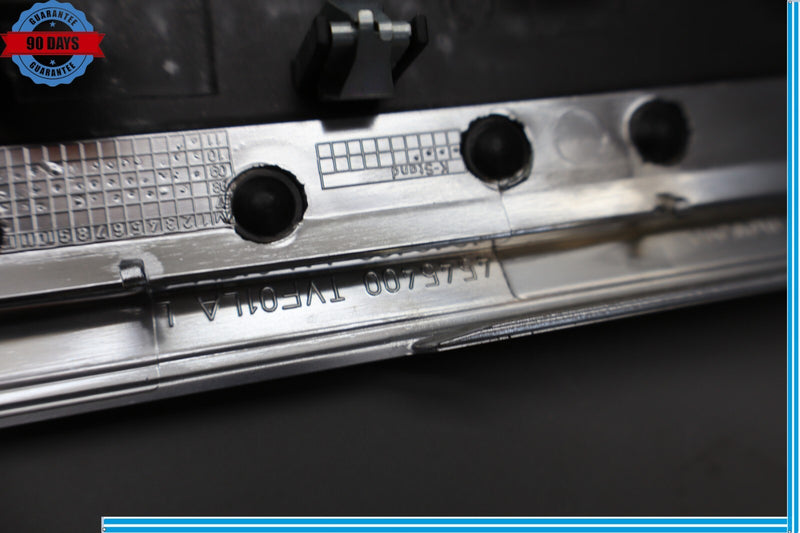 Load image into Gallery viewer, 09-12 BMW 750Li 750Li xDrive Front Left Driver Interior Door Trim Panel Trim Oem
