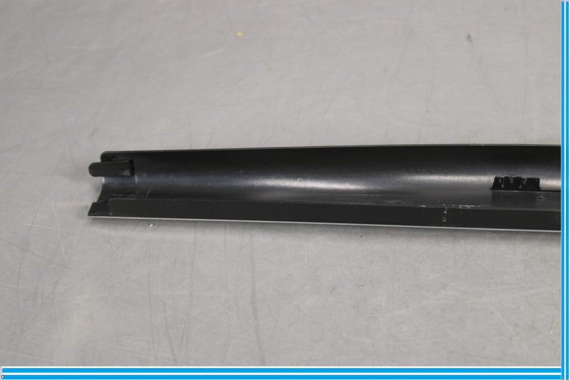 Load image into Gallery viewer, 06-11 Mercedes CLS550 W221 Front Right Side Inner Door Step Sill Plate Oem
