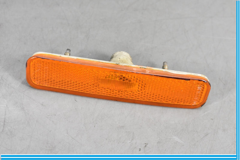 Load image into Gallery viewer, 04-08 Maserati Quattroporte Rear Right Side Bumper Marker Light Assembly Oem

