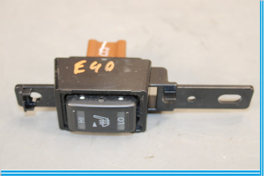 11-17 Infiniti QX56 QX80 Left Side 2nd Row Center Console Seat Heat Switch Oem