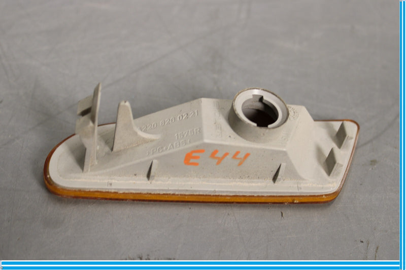 Load image into Gallery viewer, 00-06 Mercedes S500 S600 Front Right Side Bumper Indicator Turn Light Oem
