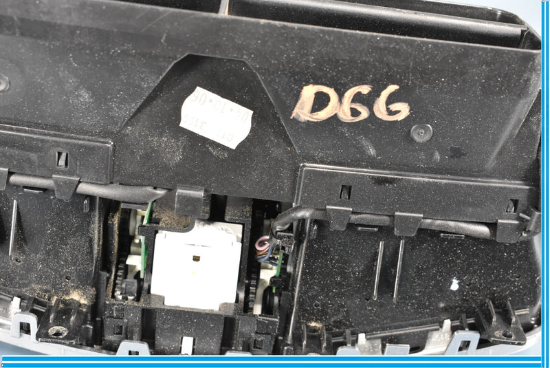 Load image into Gallery viewer, 07-13 Mercedes W221 S350 S550 Center Dash Air AC A/C Heater Vent 2218300954 OEM
