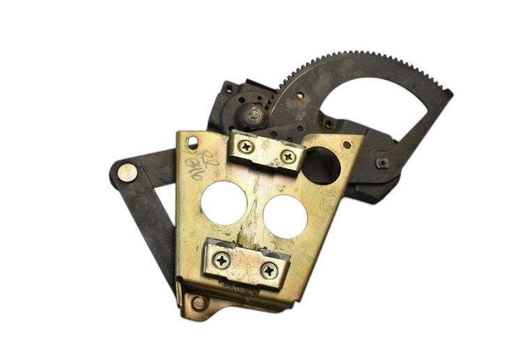 Load image into Gallery viewer, 73-81 Mercedes R107 450SLC Coupe Rear Right Side Quarter Window Regulator OEM **
