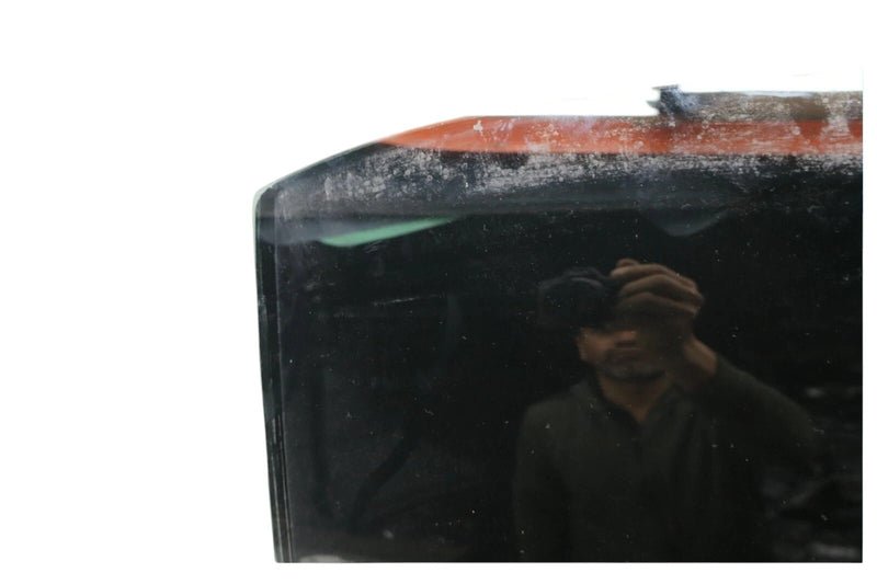 Load image into Gallery viewer, 01-06 Lexus LS430 Rear Right Passenger Side Door Window Auto Glass 43R00035 OEM
