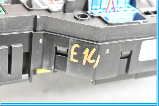 09-15 BMW 750i 750Li Fuse Relay Junction Module Fusebox Holder Oem
