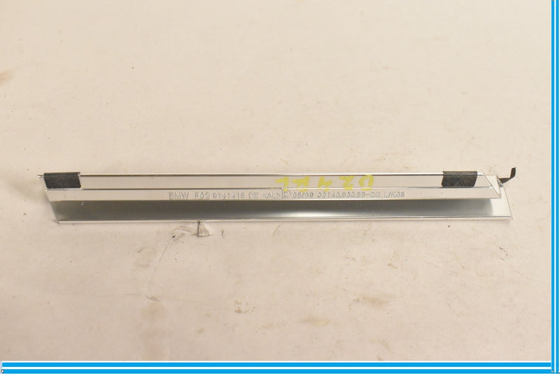 Load image into Gallery viewer, 09-15 BMW 750i 750Li F01 F02 F10 Rear Left Door Quarter Window Slot Trim Oem
