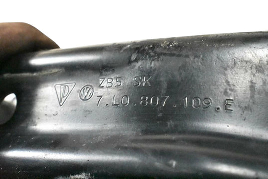 04-10 Volkswagen Touareg Front Bumper Reinforcement Impact Bar 7L0807109E OEM