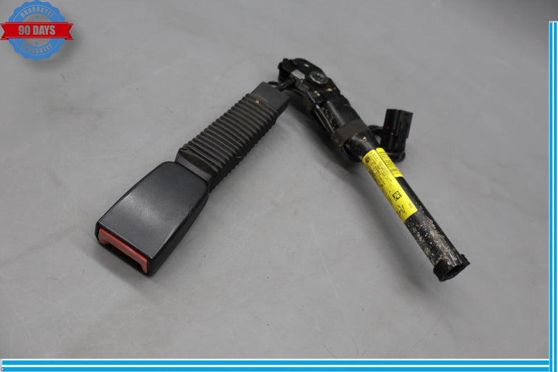 Load image into Gallery viewer, 10-18 Jaguar XJ XJL Front Passenger Right Side Seat Belt Seatbelt Buckle Oem
