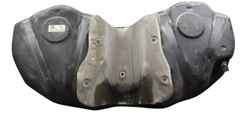 Load image into Gallery viewer, 14-17 Maserati Ghibli M157 Fuel Gas Tank Reservoir Assembly 06700032670 Oem
