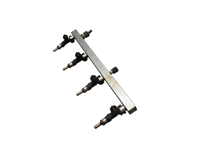 Load image into Gallery viewer, 03-19 Maserati Quattroporte Left Side Fuel Injection Rail Line w/ Injectors Oem
