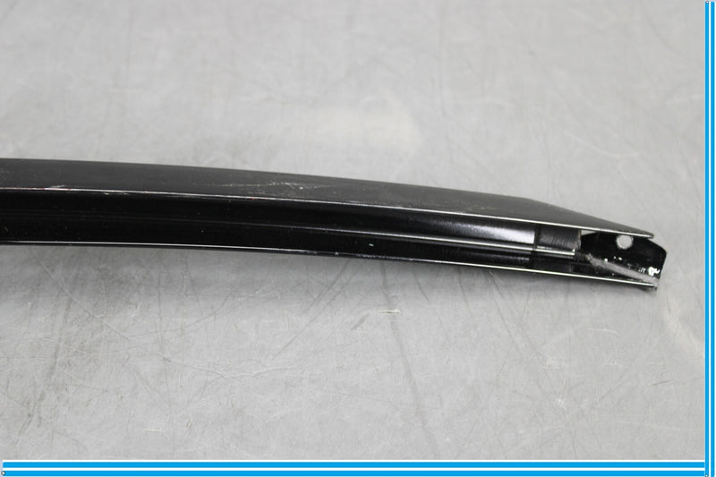 Load image into Gallery viewer, 10-16 Mercedes E350 E550 Rear Right Quarter Glass Division Bar Molding Oem
