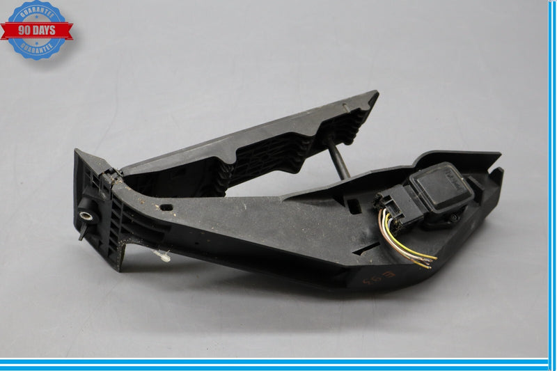 Load image into Gallery viewer, 04-10 BMW 645Ci 650i Throttle Accelerator Fuel Gas Foot Lever Pedal Pad Oem
