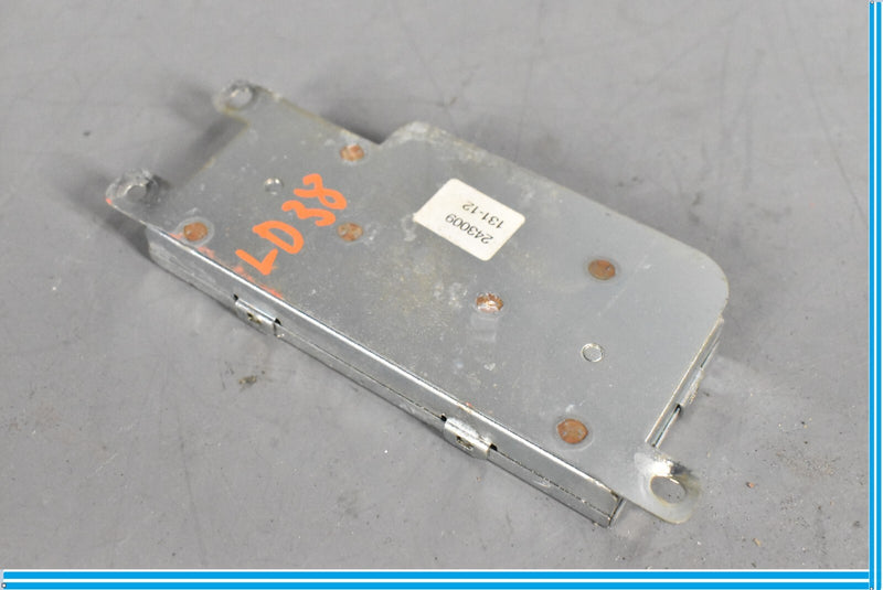 Load image into Gallery viewer, 09-13 Maserati Quattroporte M139 Rear Left Antenna AM/FM Amplifier Module Oem
