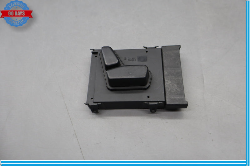 Load image into Gallery viewer, 14-20 Maserati Ghibli Levante Front Right Side Seat Control Switch Module Oem
