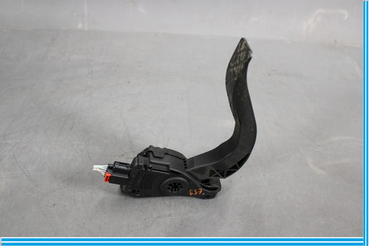 11-17 Audi A8 Quattro Front Gas Accelerator Throttle Pedal Oem
