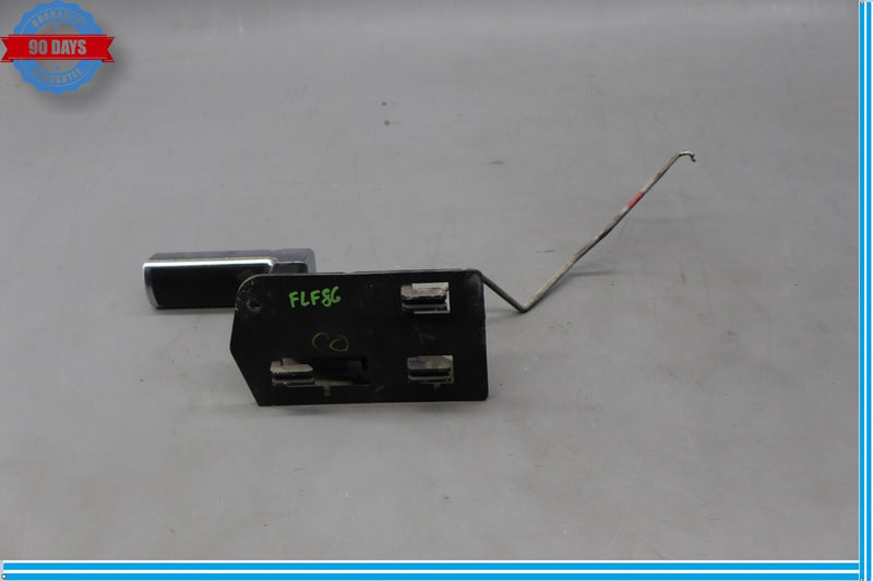 Load image into Gallery viewer, 03-09 Hummer H2 Front Left Driver Side Interior Door Handle 15186042 Oem
