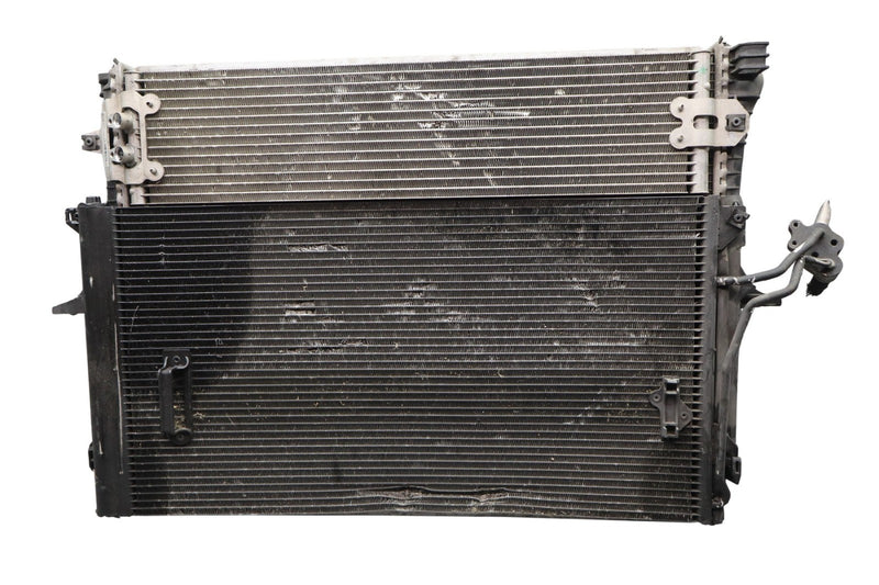 Load image into Gallery viewer, 07-15 Audi Q7 3.0L Front Engine Coolant Cooling Radiator Assembly 7L6121253B Oem

