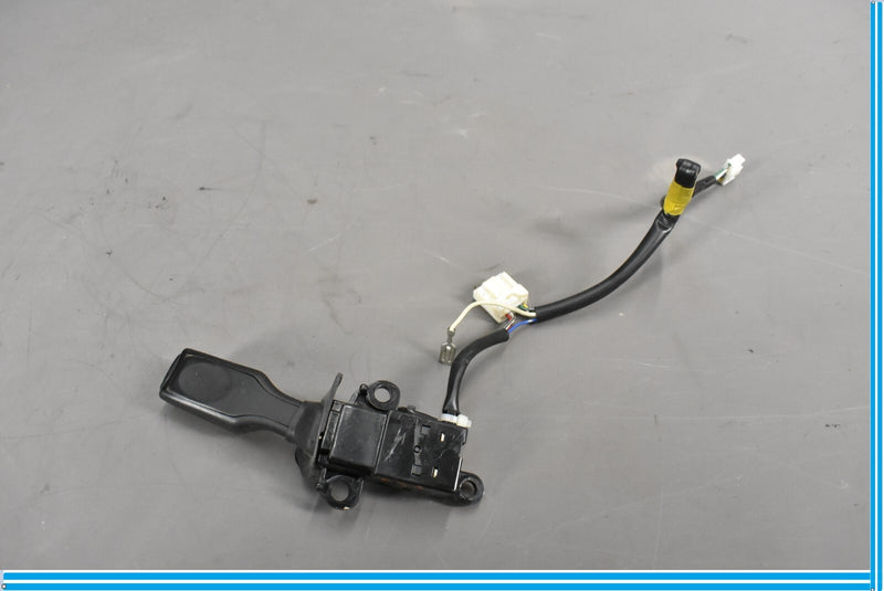 Load image into Gallery viewer, 02-10 Lexus SC430 Steering Wheel Colonm Cruise Control Switch Oem
