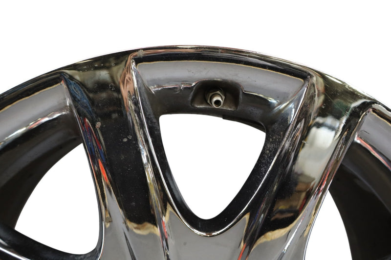 Load image into Gallery viewer, 11-13 Hyundai Equus Signature Rear Wheel Rim Disc Chrome 9.0x19 19'' Oem
