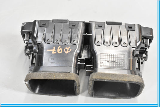 17-20 Jaguar F-Pace Center Console Rear Air Vent Grille Black GX63014A22AB Oem