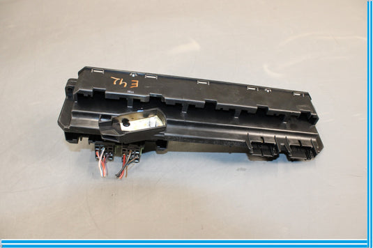 04-05 BMW 645Ci Front Power Distribution Power Relay Box Oem