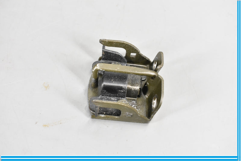 Load image into Gallery viewer, 02-10 Lexus SC430 Rear Trunk Lid Lock Latch Striker Oem
