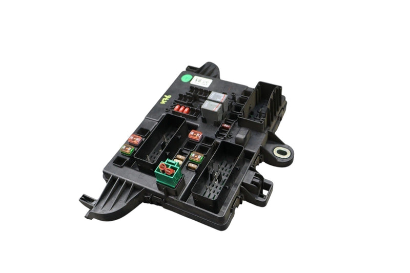 Load image into Gallery viewer, 2010 Buick Lacrosse CXL Fuse Box Relay Junction Module Computer Control Unit Oem
