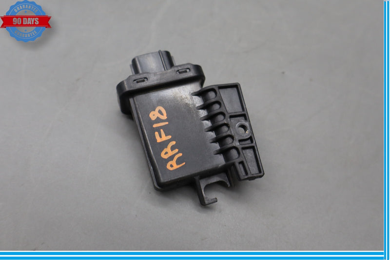 Load image into Gallery viewer, 07-12 Lexus LS460 LS460L XF40 Keyless Entry Theft Locking Module Unit Module Oem
