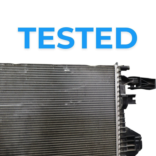 11-17 Volkswagen Touareg Engine Water Cooling Radiator Assembly 7P0121253 Oem