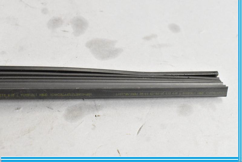 Load image into Gallery viewer, 09-12 BMW 750Li 750i F01 F02 Right Sun Roof Weather Seal Rubber Gasket Seal Oem

