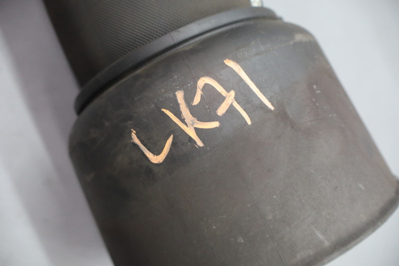 Load image into Gallery viewer, 10-13 BMW 535i 550i GT Rear Left Driver Side Air Suspension Sensor Bag Oem
